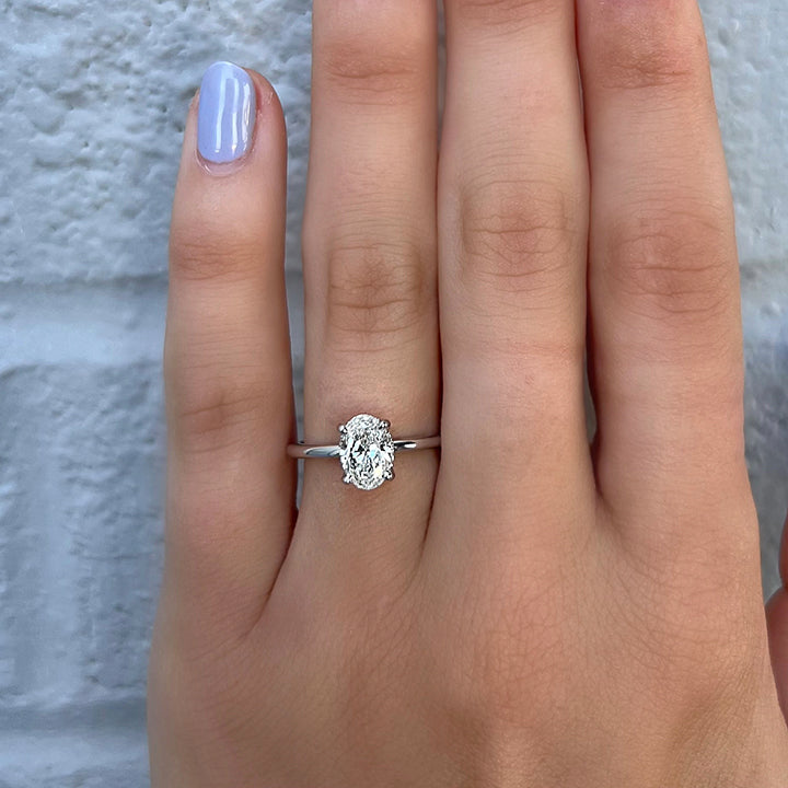 Moyer Collection 18K White Gold 1.00ct Oval Cut Solitaire Complete Engagement Ring - 011205