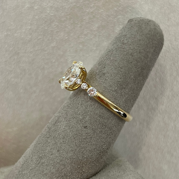 Moyer Collection 18K Yellow Gold 1.50ct Oval Complete Engagement Ring - 011279