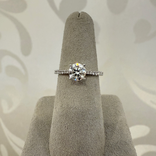 14K White Gold 0.85ct Round Brilliant Diamond Complete Engagement Ring - 011269