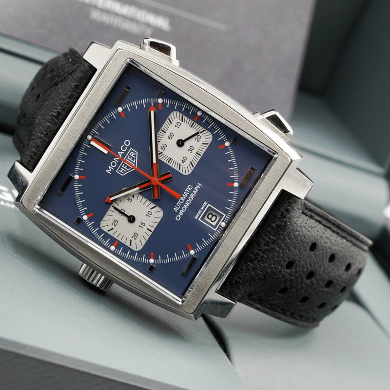 SOLD - 12/02 /23 - TAG Heuer 
