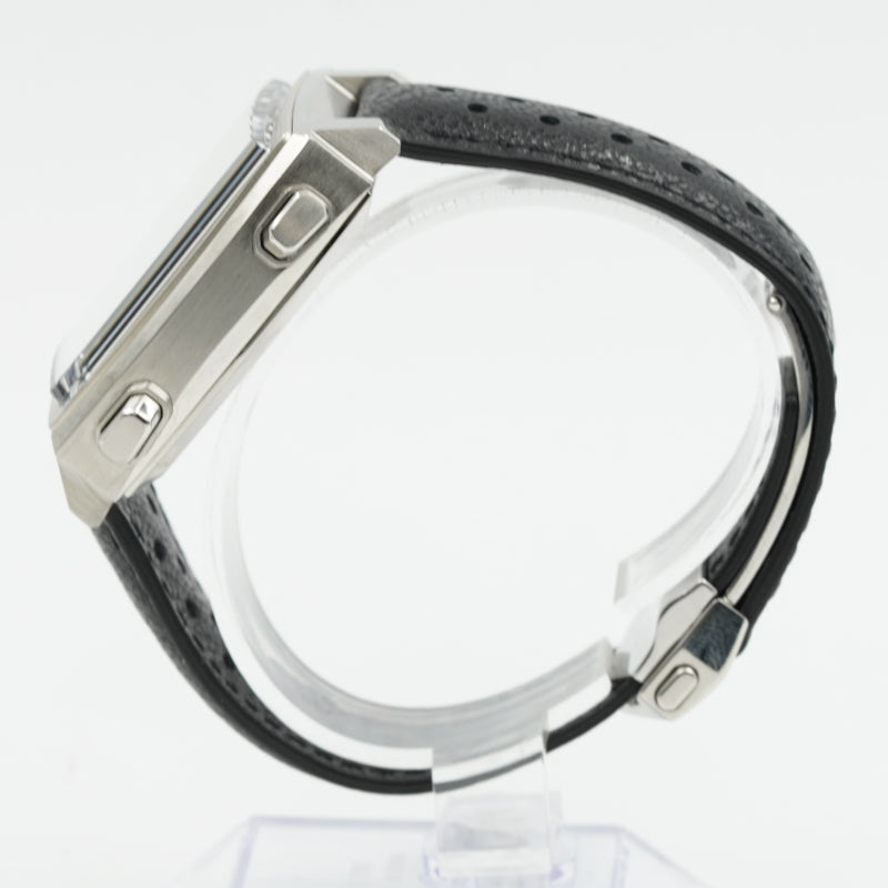 SOLD - 12/02 /23 - TAG Heuer 