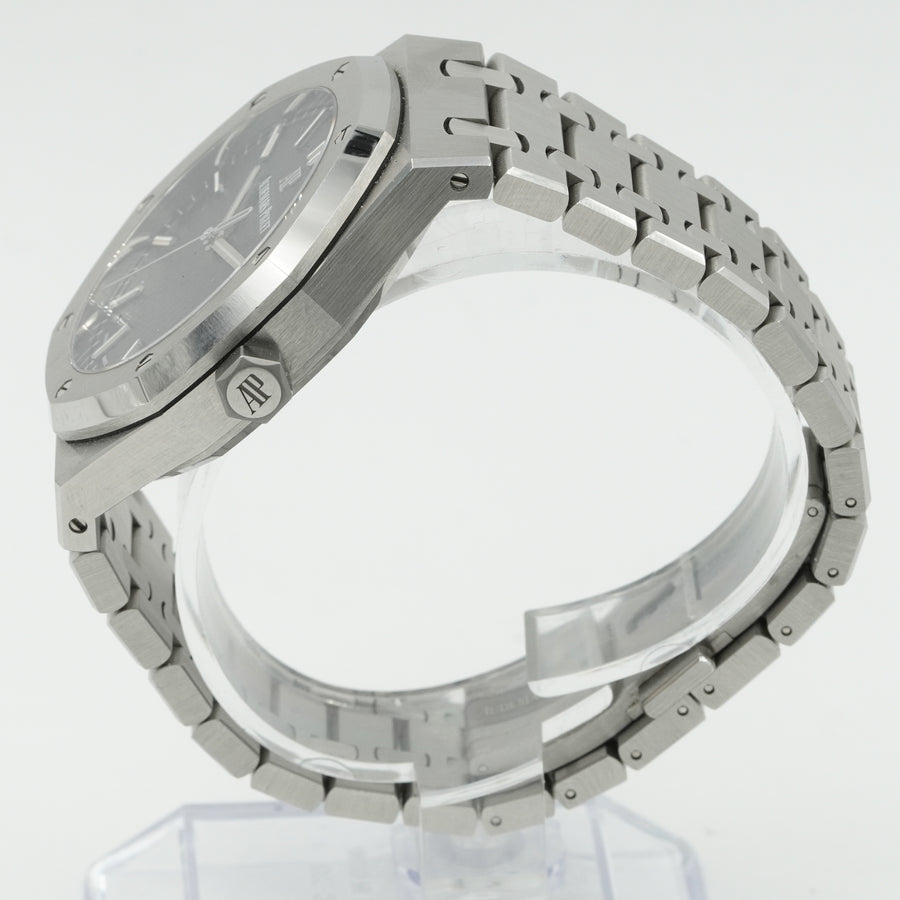 SOLD - 10/19/24 -Audemars Piguet Royal Oak 41mm Black Dial 15400ST.OO.1220ST.01 B&P