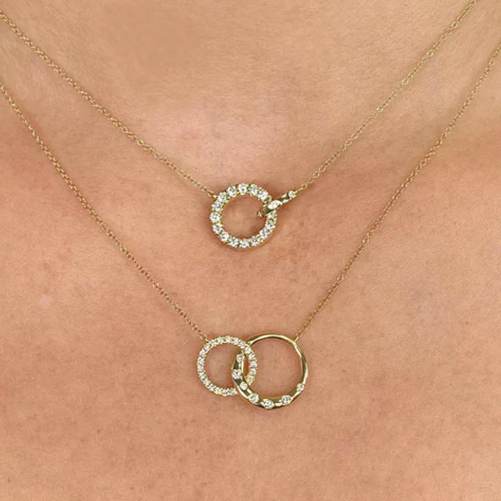 14K White Gold 0.54ctw Interlocking Diamond Circle Necklace - SC22008564