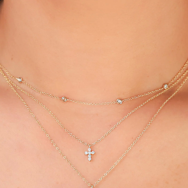 Shy Creation 14K White Gold 0.10ctw Diamond Mini Cross Necklace - SC55026657