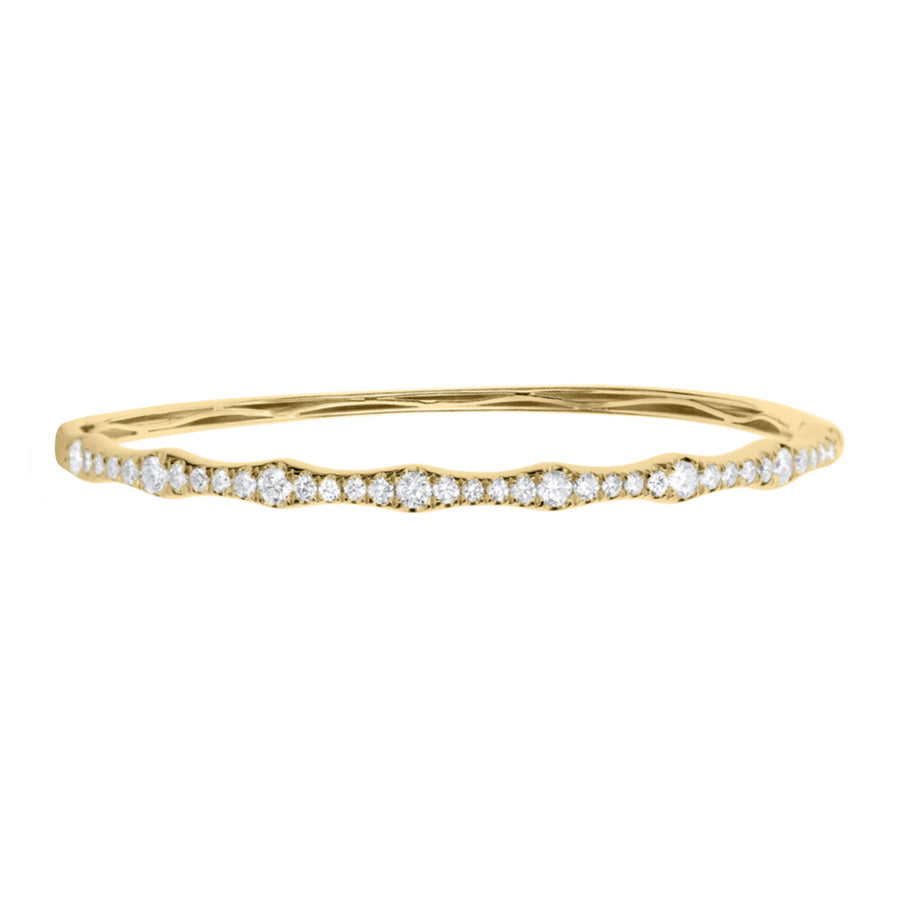 Our 18K yellow gold bracelet design is bound to leave everyone you encounter speechless with desire. The shape of chic. A textured finish gives diamond bangle a fresh, modern dimension. 