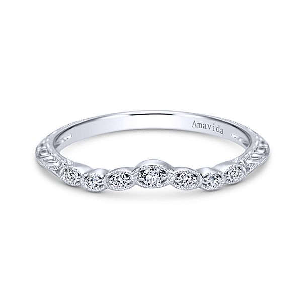 Vintage Platinum Curved Diamond Wedding Band