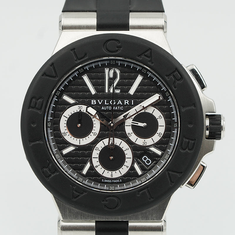 SOLD - Bvlgari Diagono DG42SVCH Stainless Steel Black Dial 42mm