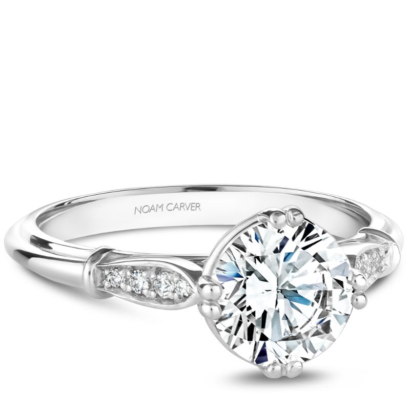 White gold engagement ring with 8 round diamonds