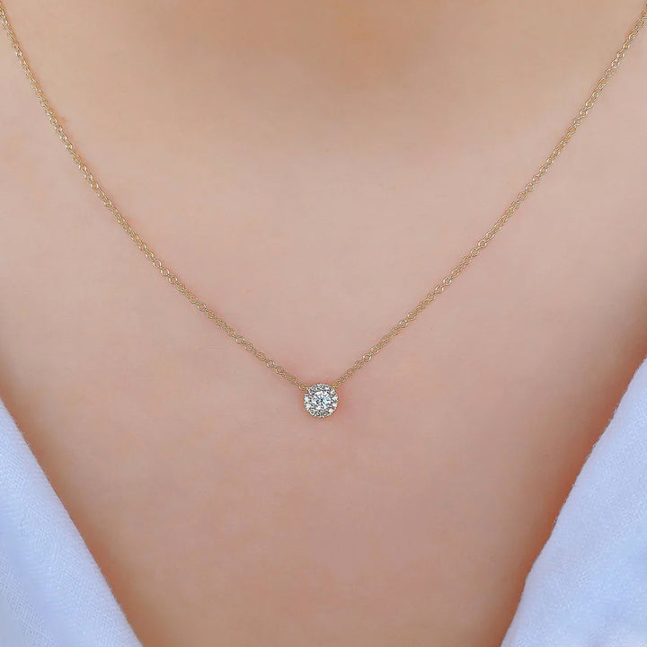 14K Gold 0.14ctw Diamond Halo Pendant Necklace - SC55002695