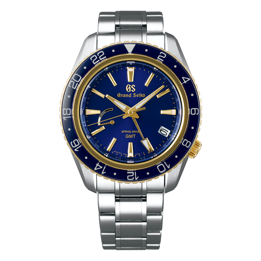 A Spring Drive GMT that shines in 18k yellow gold and blue.The contrast between the 18k yellow gold of the bezel and the blue of the indicator ring is a new color scheme within the sport collection and a first for Grand Seiko. Inspired by the morning sun floating on the horizon, beneath the sapphire crystal bezel lies a bold expression of blue, delivering a strong sense of transparency, breadth and depth. This timepiece achieves the difficult balance of high performance and elegance.Equipped wit