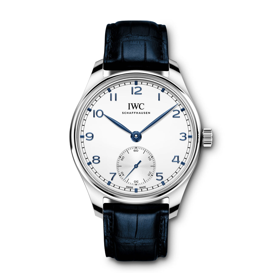 A clearly organized and open dial, with the characteristic minutes scale and the small seconds at 6 o'clock; IWC's Reference 325 in the late 1930s established a classic design idiom that has run as a common thread through the history of the Portugieser family ever since. Now the timelessly modern design returns to the collection in a new automatic model with a compact case diameter of 40 millimetres. The Portugieser Automatic 40 is powered by the IWC-manufactured 82200 calibre. This robust, high