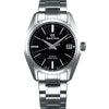 A Mechanical Hi-Beat 36000 features only a special movement that passed the Grand Seiko Special Standard test, which imposes more stringent precision criteria on itself than the normal 9S Mechanical movements. As a symbol of the movement that passed the high precision criterion accuracy (when static) : +4 to -2 seconds per day, the word SPECIAL is inscribed on the dial, and the Grand Seiko lion emblem in 18K yellow gold on the oscillating weight can be viewed though the see-through case back. Th
